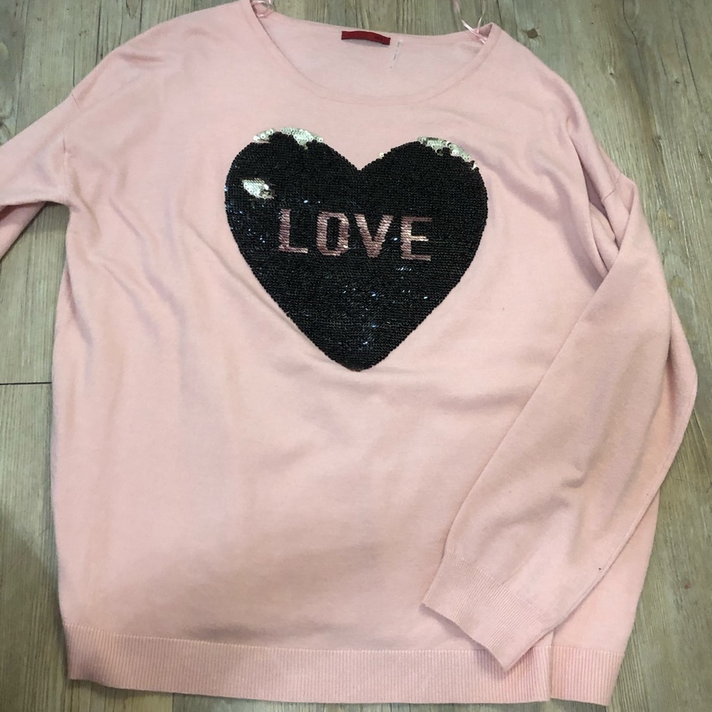 flip sequin love top